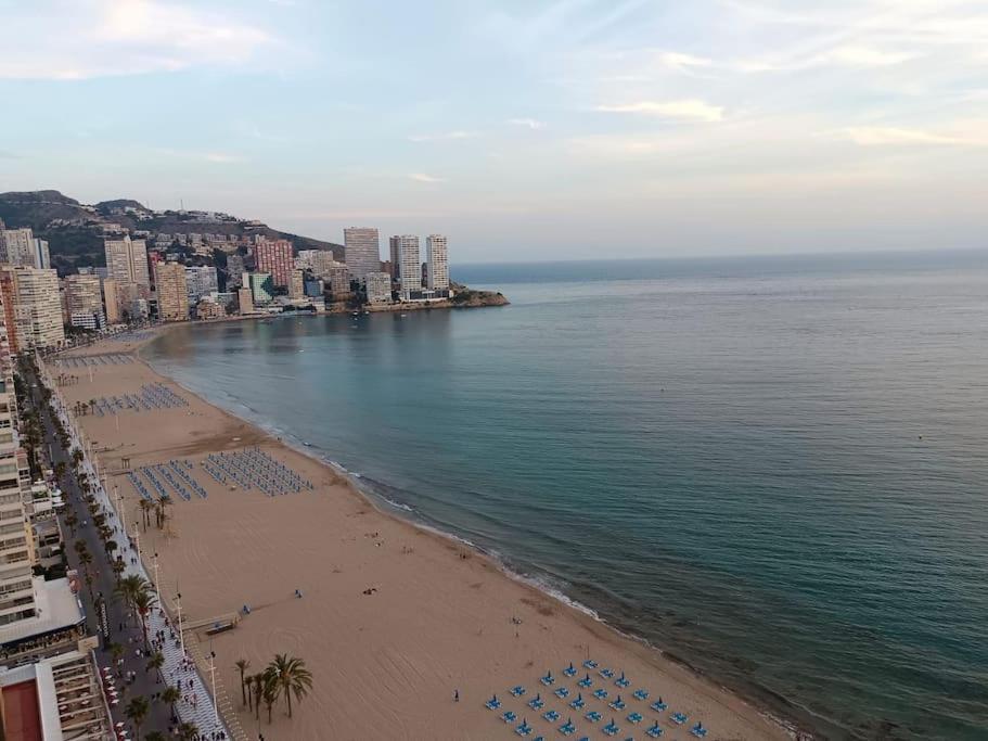 Estupendo Apartamento En Planta 23 Primera Linea Benidorm Exterior foto